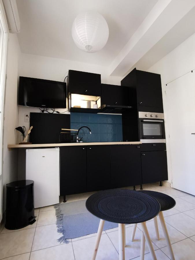 Meze, Charmant Petit Studio Proche Port Εξωτερικό φωτογραφία